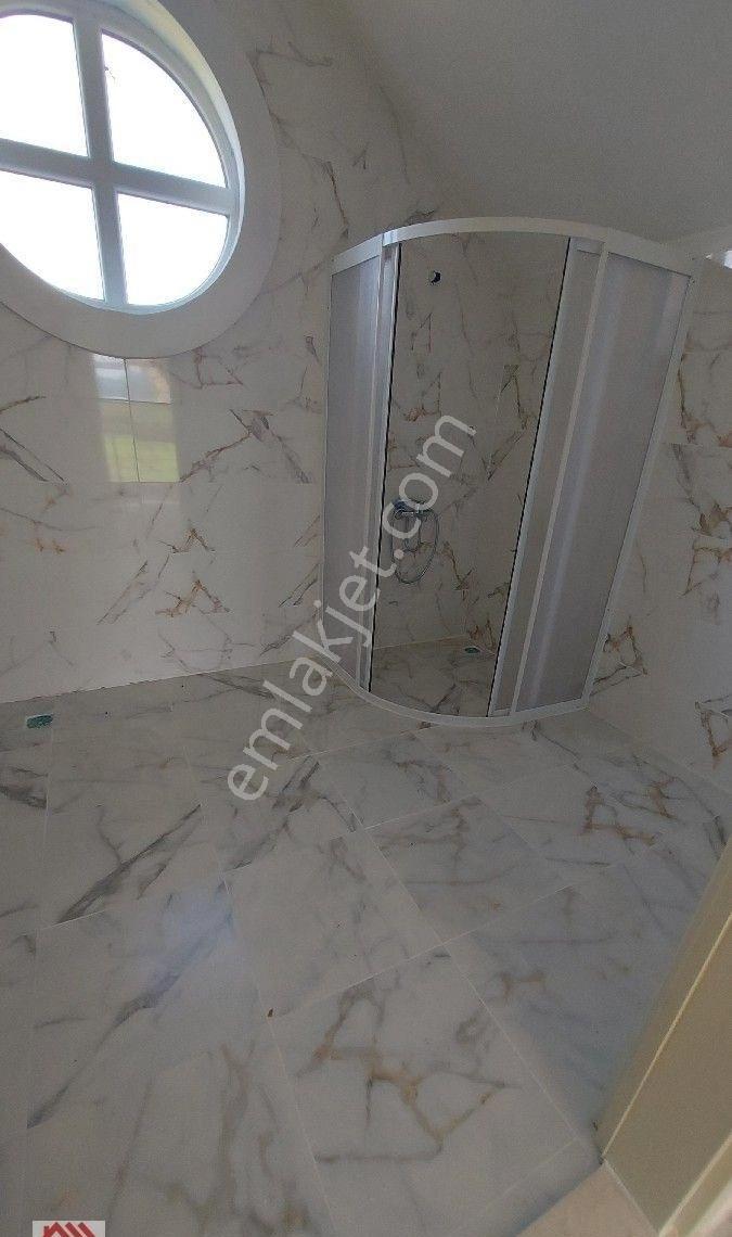 Düzce Akçakoca Melenağzı Mevki Kocaali Sınırında 14687m²arsa İçerisinde Triplex Villa Irmak Kenarı - Görsel 14