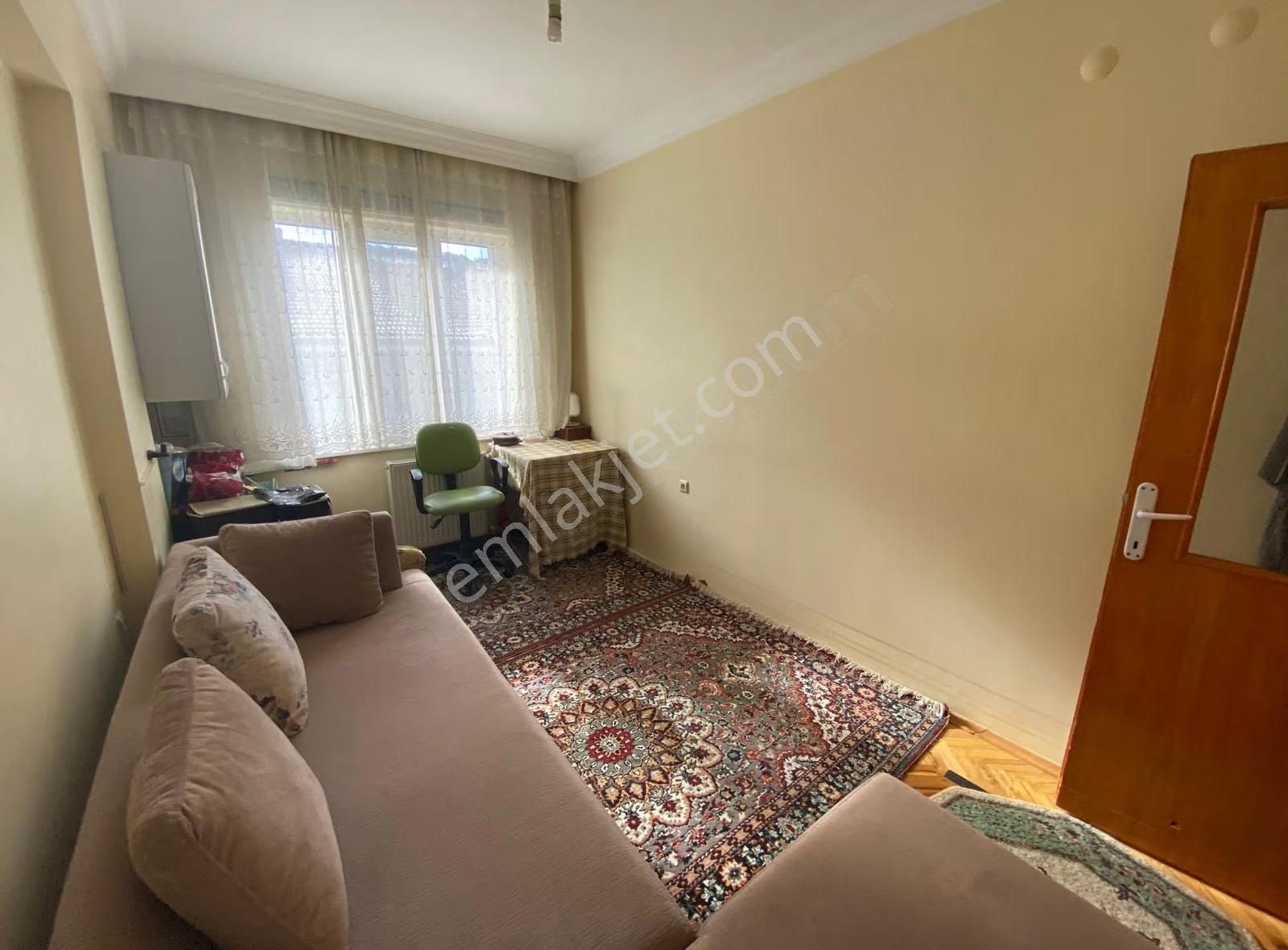 Çırağan Emlak'tan Gazi Yakup Satar Caddesi Yakını 3+1 Daire - Görsel 2