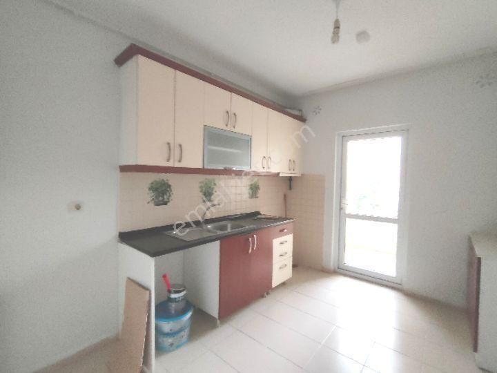 İstanbul Başakşehir Kayaşehirde 10.bölgede Satılık 3+1 Kot Farkından 2.kat Gibi Y.giriş Sitede Daire - Görsel 2