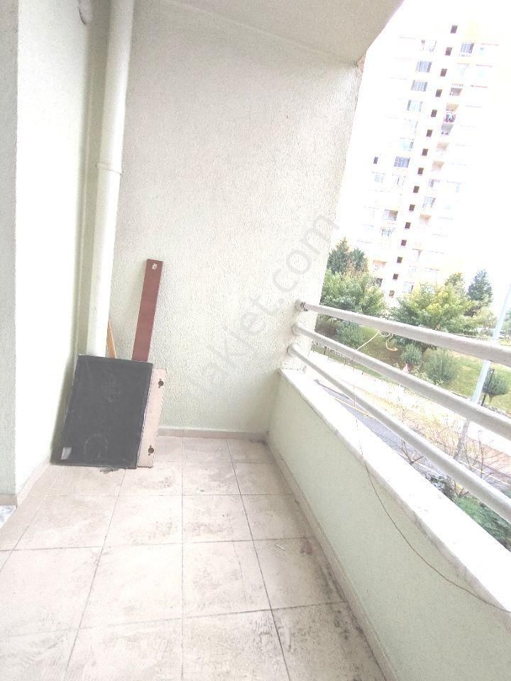 İstanbul Başakşehir Kayaşehirde 10.bölgede Satılık 3+1 Kot Farkından 2.kat Gibi Y.giriş Sitede Daire - Görsel 22