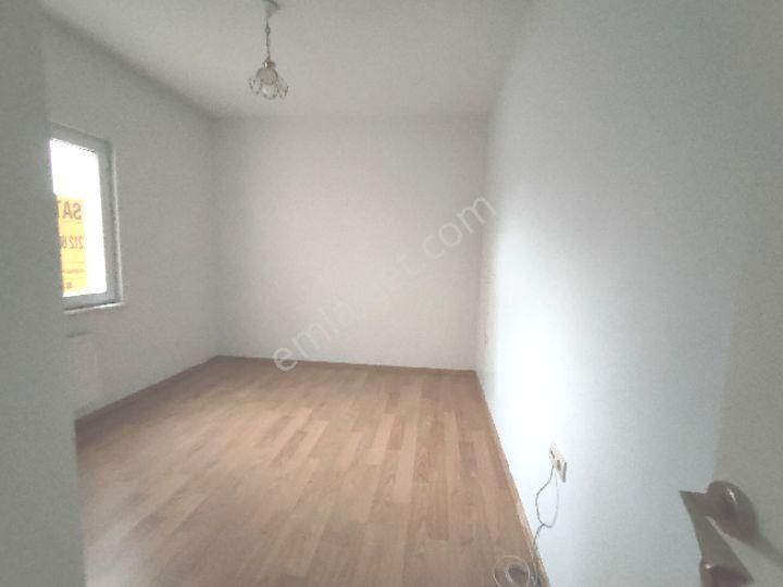 İstanbul Başakşehir Kayaşehirde 10.bölgede Satılık 3+1 Kot Farkından 2.kat Gibi Y.giriş Sitede Daire - Görsel 7