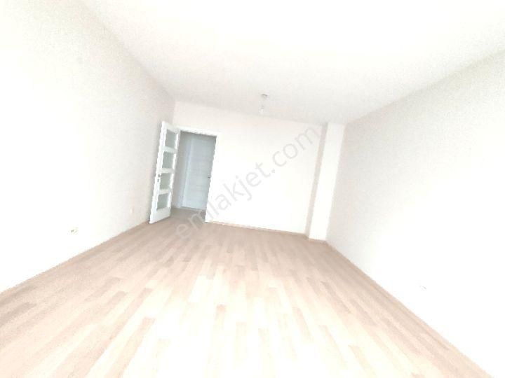 İstanbul Başakşehir Kayaşehirde 10.bölgede Satılık 3+1 Kot Farkından 2.kat Gibi Y.giriş Sitede Daire - Görsel 34