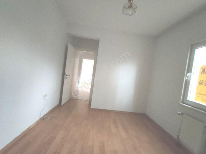 İstanbul Başakşehir Kayaşehirde 10.bölgede Satılık 3+1 Kot Farkından 2.kat Gibi Y.giriş Sitede Daire - Görsel 8