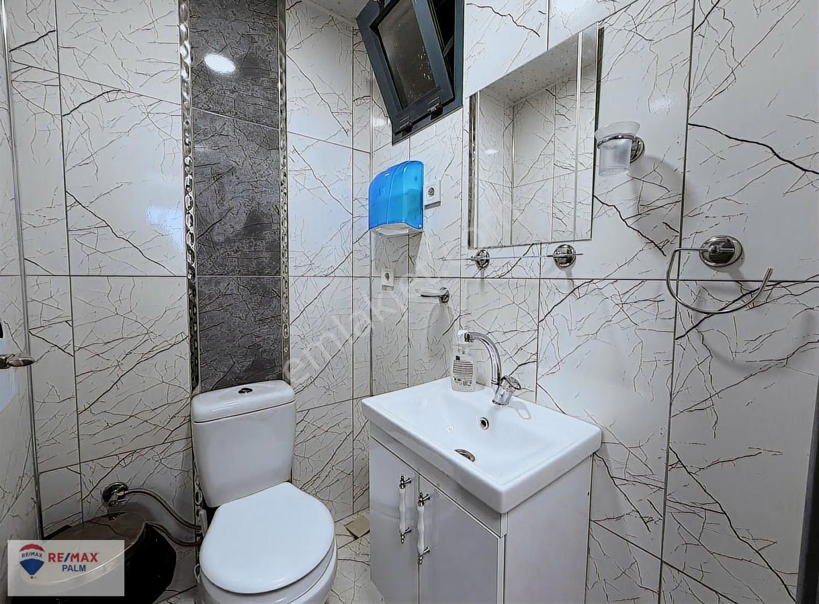 Remax Palm'den Klas Plaza'da Liman Manzaralı Prestijli Ofis - Görsel 3