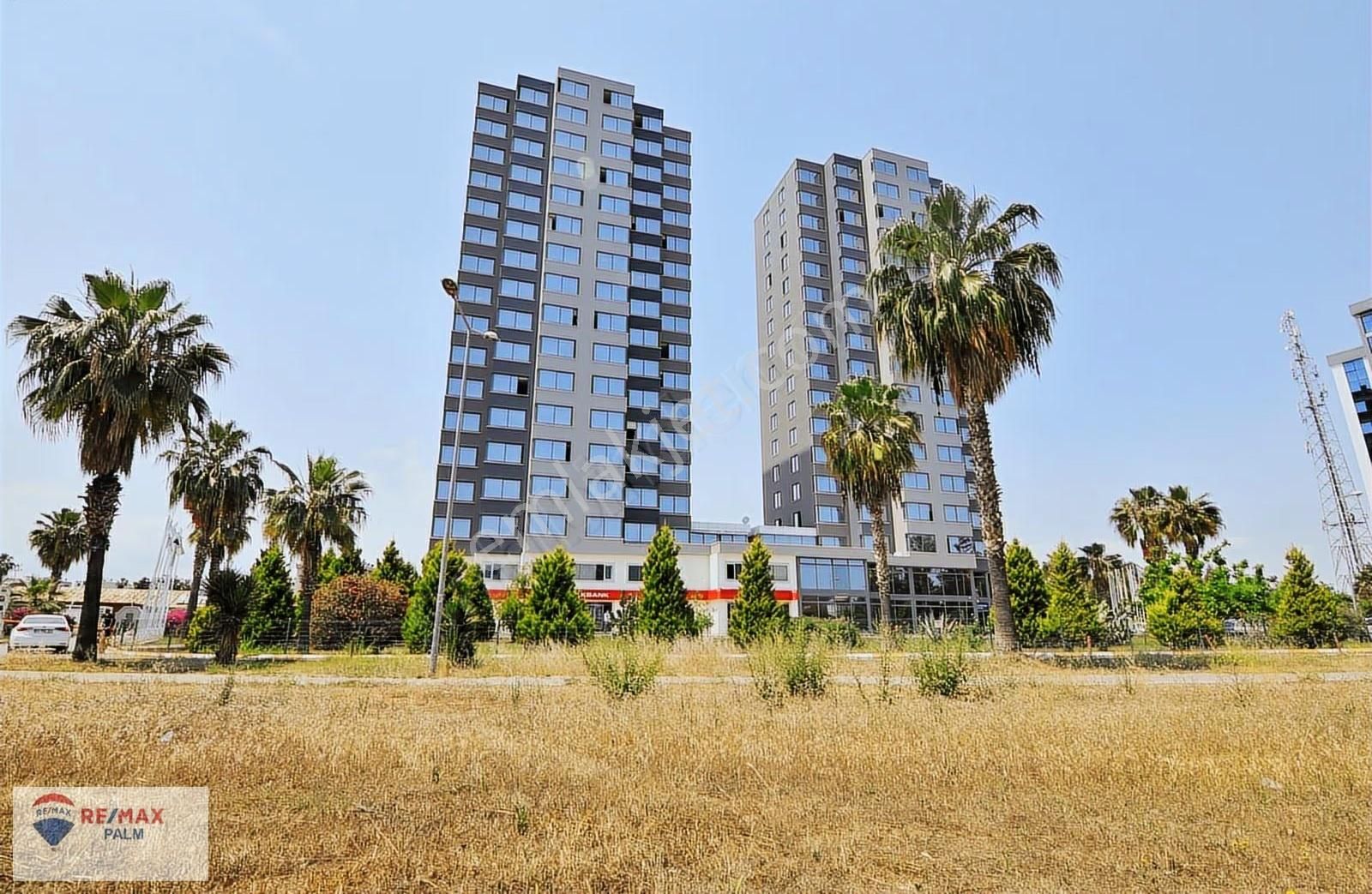Remax Palm'den Klas Plaza'da Liman Manzaralı Prestijli Ofis - Görsel 1