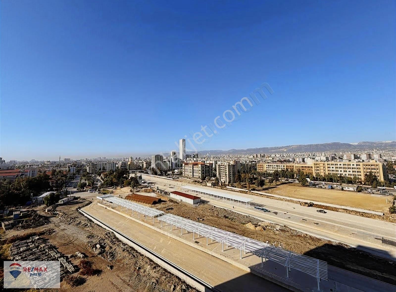 Remax Palm'den Klas Plaza'da Liman Manzaralı Prestijli Ofis - Görsel 20