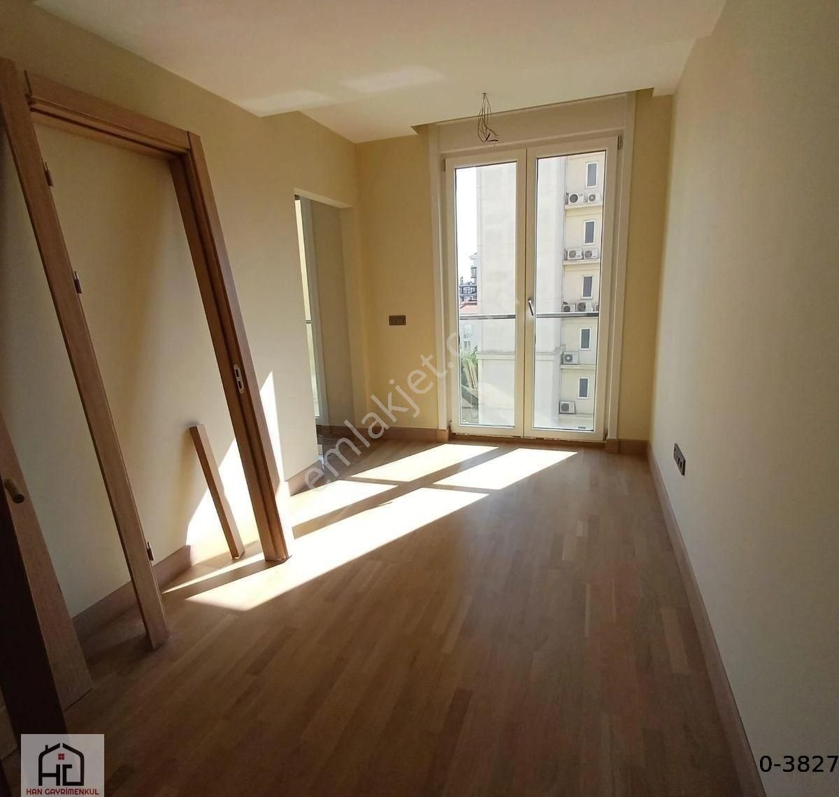 Göztepe Parkına Yakın 4+1 Prestijli Yeni Binada Sıfır - Görsel 3