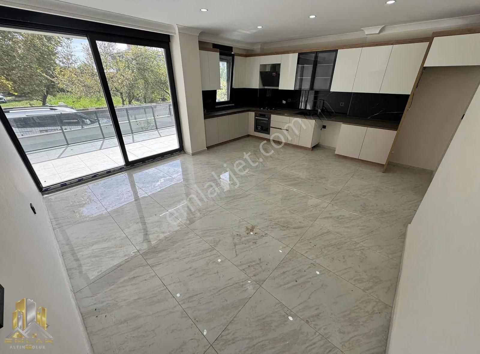 Emlak-58,den Altınoluk Güre Arası 3+1 Sıfır Villa Denize 100m - Görsel 25