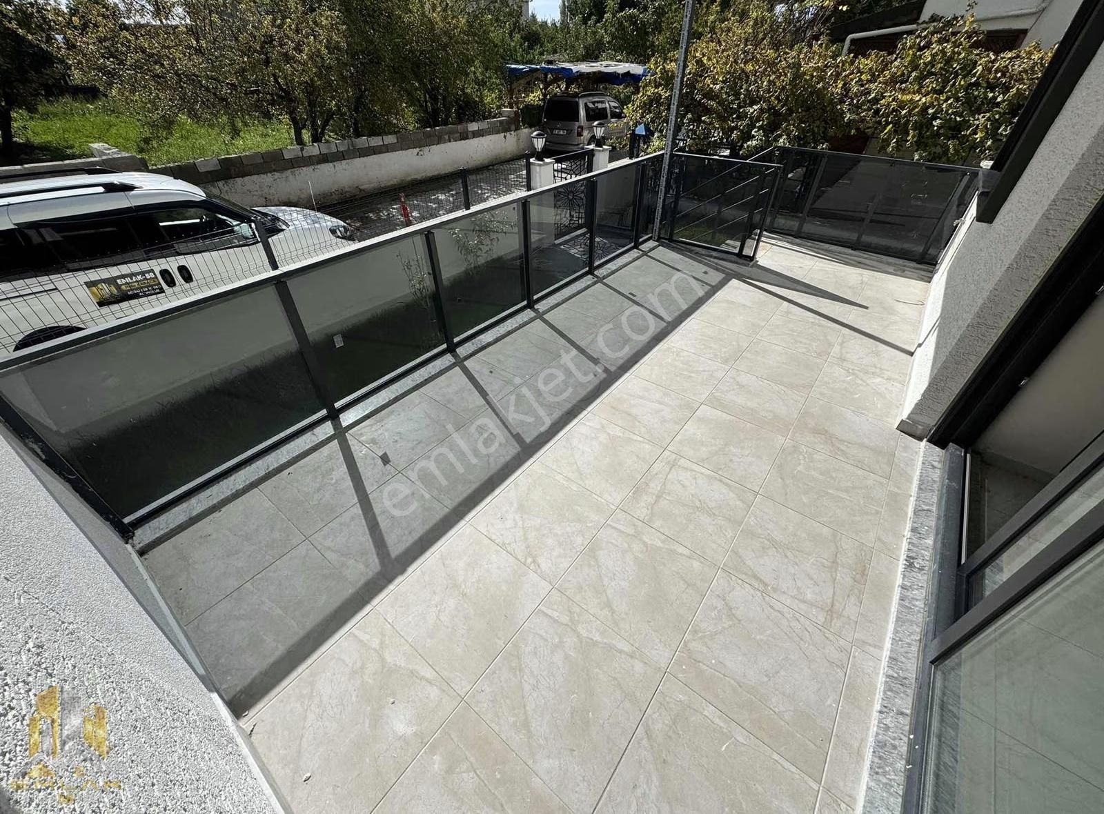 Emlak-58,den Altınoluk Güre Arası 3+1 Sıfır Villa Denize 100m - Görsel 26