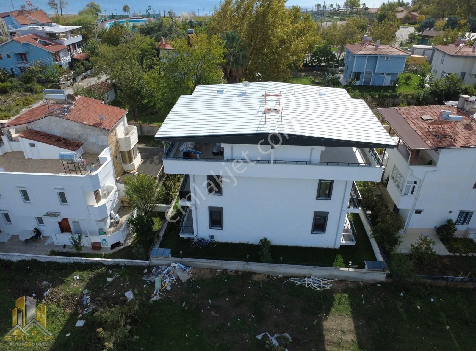 Emlak-58,den Altınoluk Güre Arası 3+1 Sıfır Villa Denize 100m - Görsel 19