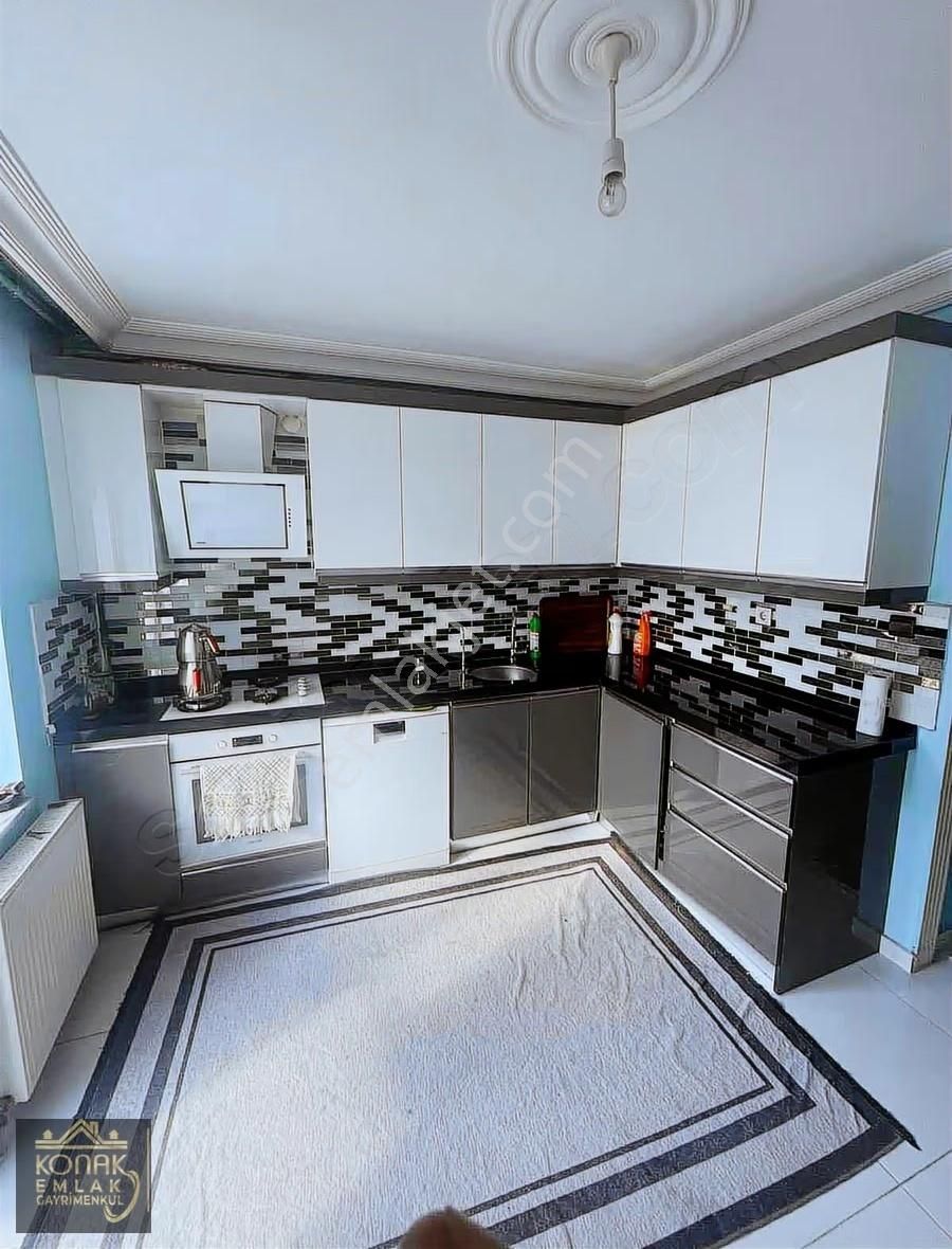 Bahçeşehir İkinci Kısımda Satılık - Görsel 3