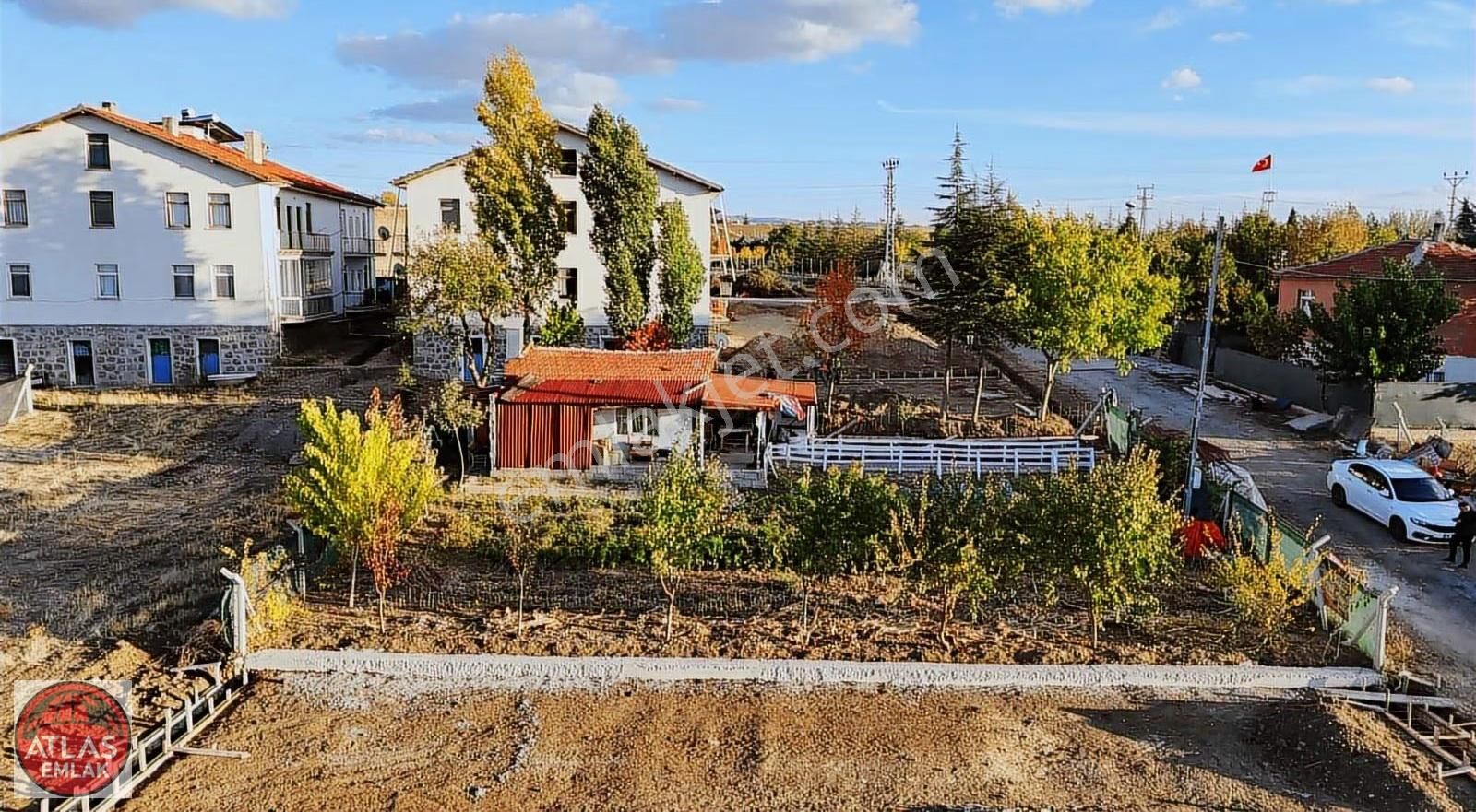 Atlas'tan Satılık Tek Tapu İmarlı Elektrik Su Evli Bahçe - Görsel 15