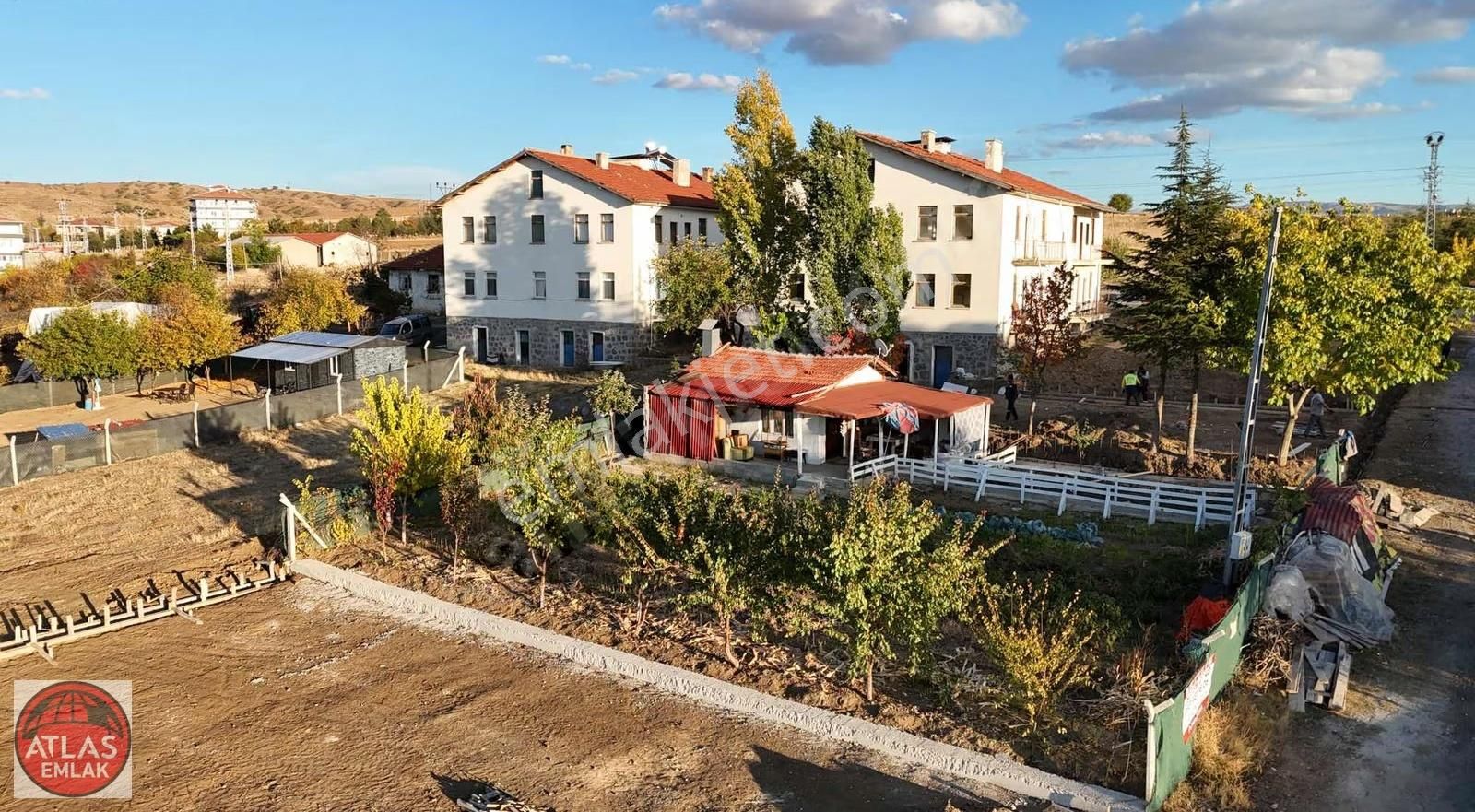 Atlas'tan Satılık Tek Tapu İmarlı Elektrik Su Evli Bahçe - Görsel 10