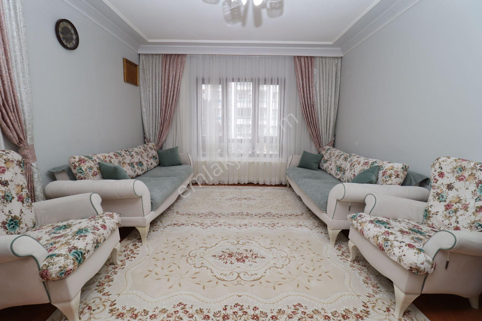 Akif'ten Elvankent Topçu'da Altında Daire Olan Geniş 2+1 Satılık Daire - Görsel 2