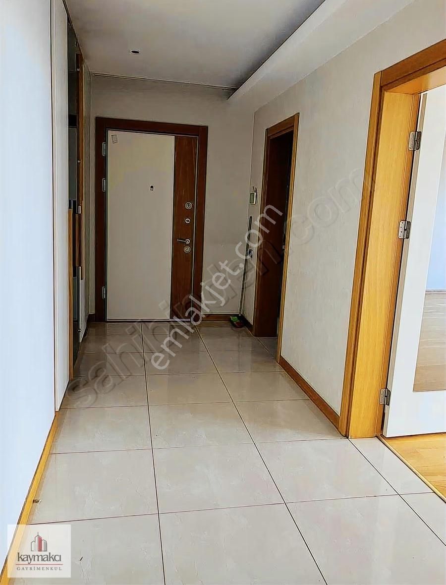 The İstanbul Veliefendi Konutları 3+1 Kiralık - Görsel 2