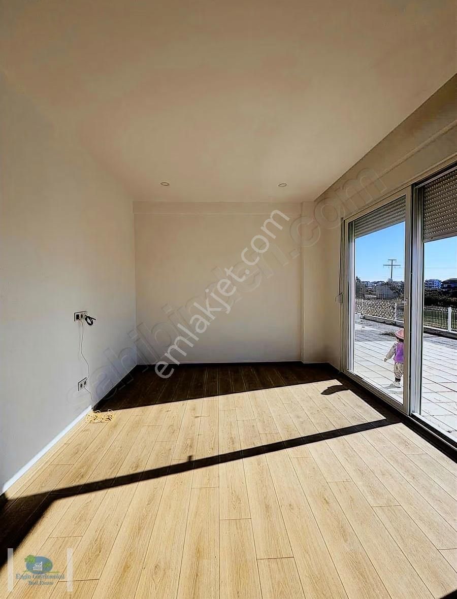 Ilıcada Satılık 1+1 Daire - Görsel 11