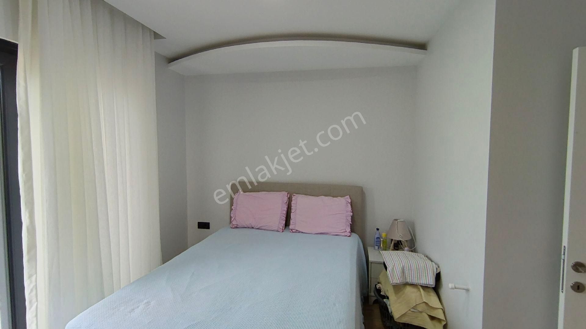 Denize Yürüme Mesafesinde | Havuzlu Sitede | Köşe Konum | Büyük Bahçeli 3+1 - Görsel 27