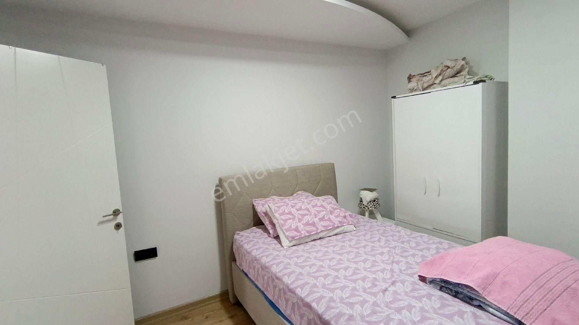 Denize Yürüme Mesafesinde | Havuzlu Sitede | Köşe Konum | Büyük Bahçeli 3+1 - Görsel 20