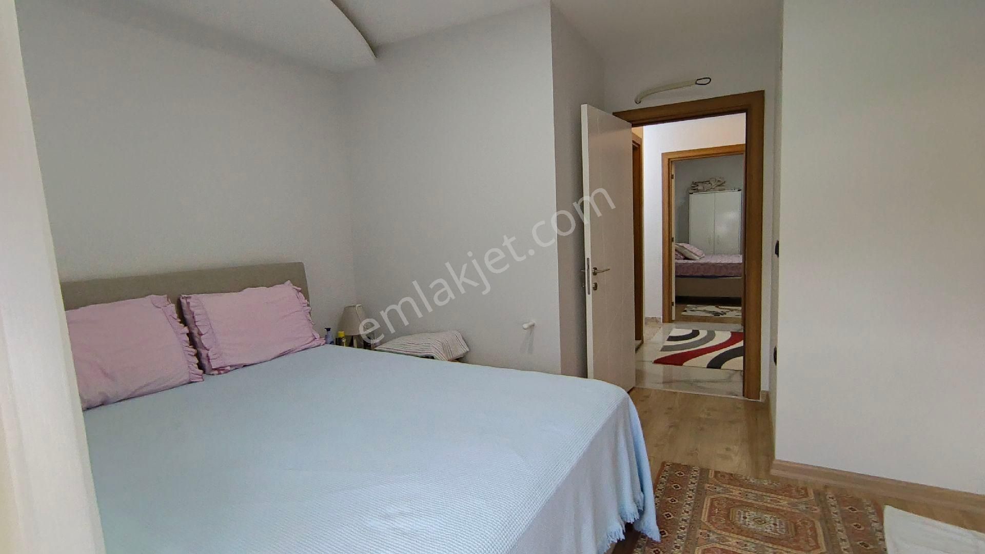 Denize Yürüme Mesafesinde | Havuzlu Sitede | Köşe Konum | Büyük Bahçeli 3+1 - Görsel 33