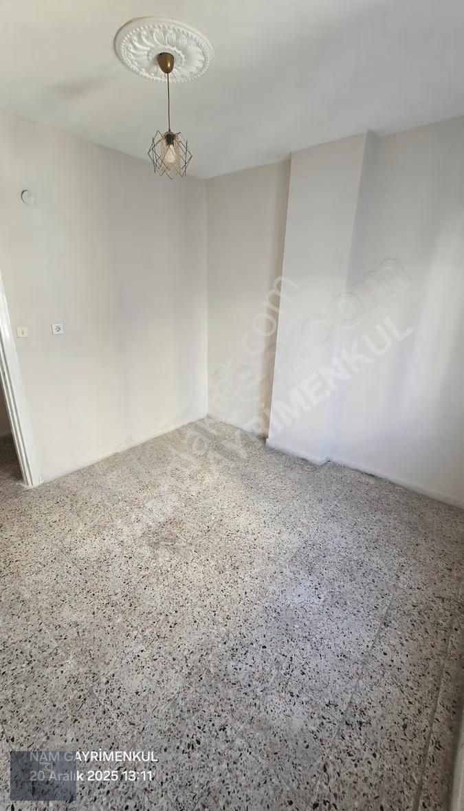 Barış Mah. Cengiz Topel Caddesinde Ara Kat 3+1 Kiralık Daire - Görsel 4