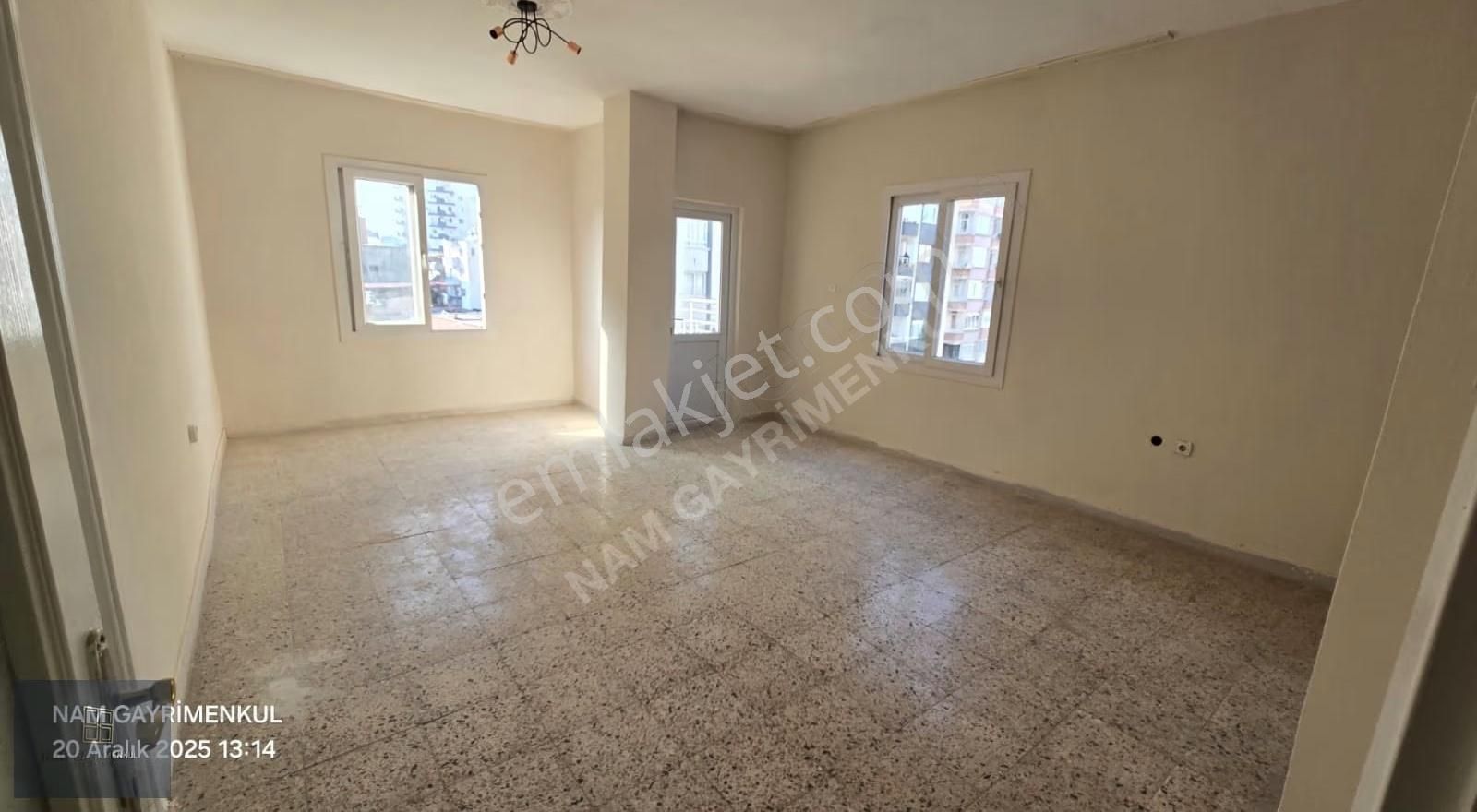 Barış Mah. Cengiz Topel Caddesinde Ara Kat 3+1 Kiralık Daire - Görsel 23