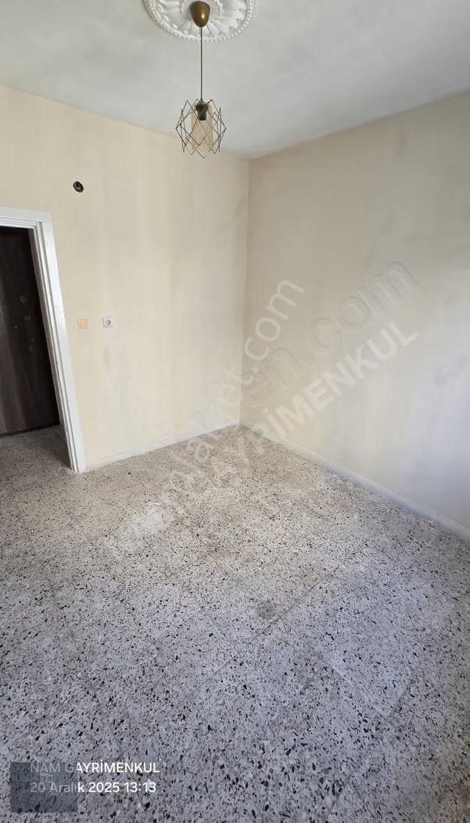 Barış Mah. Cengiz Topel Caddesinde Ara Kat 3+1 Kiralık Daire - Görsel 13