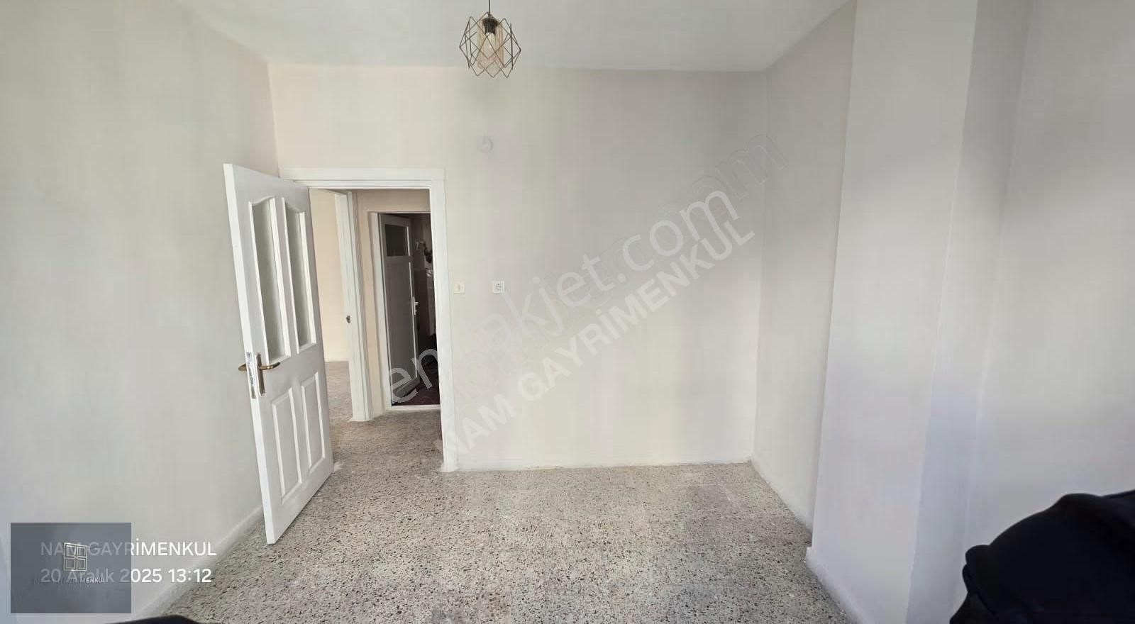 Barış Mah. Cengiz Topel Caddesinde Ara Kat 3+1 Kiralık Daire - Görsel 17