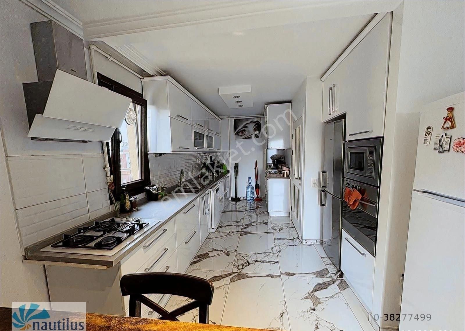 Bahçeşehir Düden Tortum Satılık 4+1 Teraslı Triplex - Görsel 2