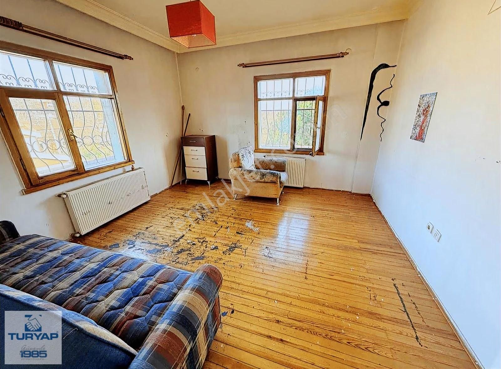 Samanlı'da 3034 M² İmarlı Arsa İçinde, Havuzlu Tripleks Villa - Görsel 2