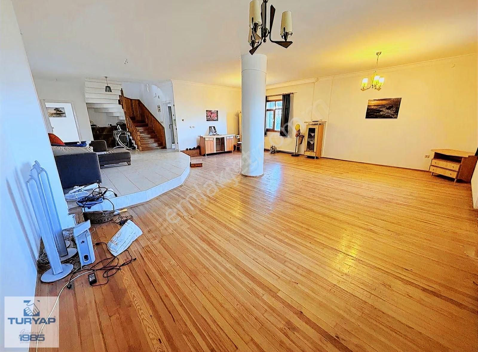 Samanlı'da 3034 M² İmarlı Arsa İçinde, Havuzlu Tripleks Villa - Görsel 6