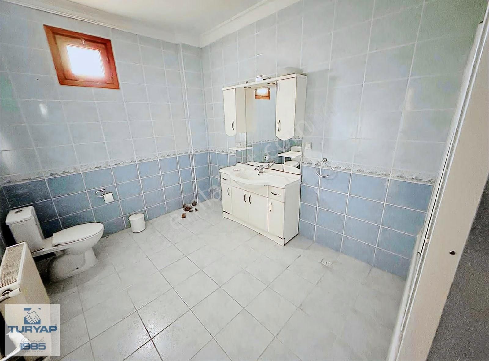 Samanlı'da 3034 M² İmarlı Arsa İçinde, Havuzlu Tripleks Villa - Görsel 11