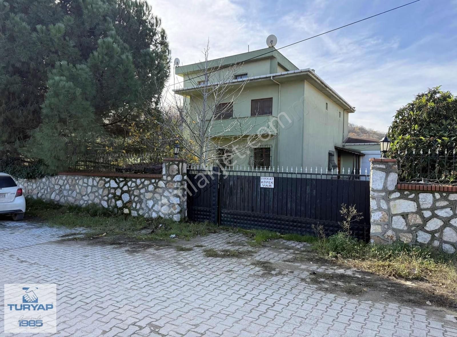 Samanlı'da 3034 M² İmarlı Arsa İçinde, Havuzlu Tripleks Villa - Görsel 27