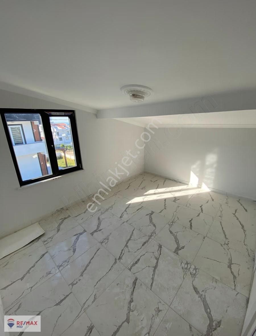 Remax Mid Avşa Adasında Satılık Sıfır Deniz Manzaralı Villa - Görsel 8