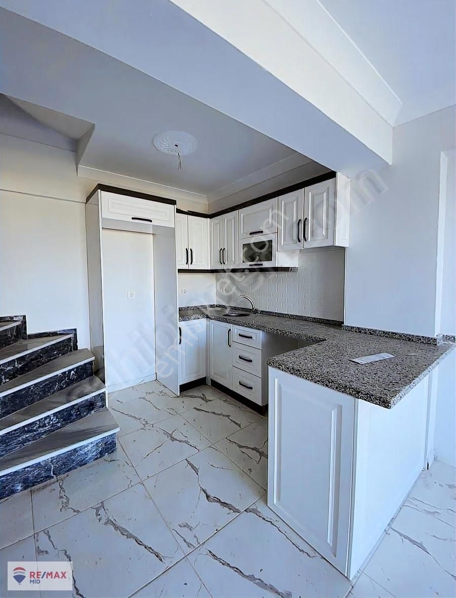 Remax Mid Avşa Adasında Satılık Sıfır Deniz Manzaralı Villa - Görsel 3