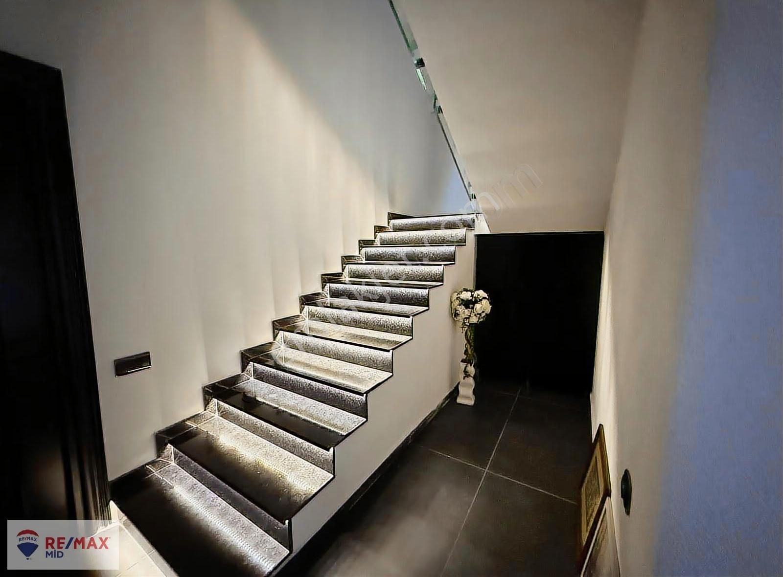 Remax Mid'den Satılık 6+1 Kalaycılar Lüks Villa - Görsel 26