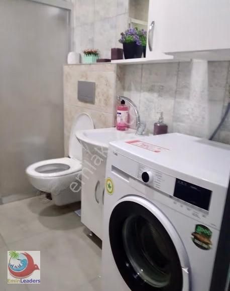 Karşıyaka Lüks Eşyalı 1+1 Balkonlu Bahçe Katı - Görsel 13