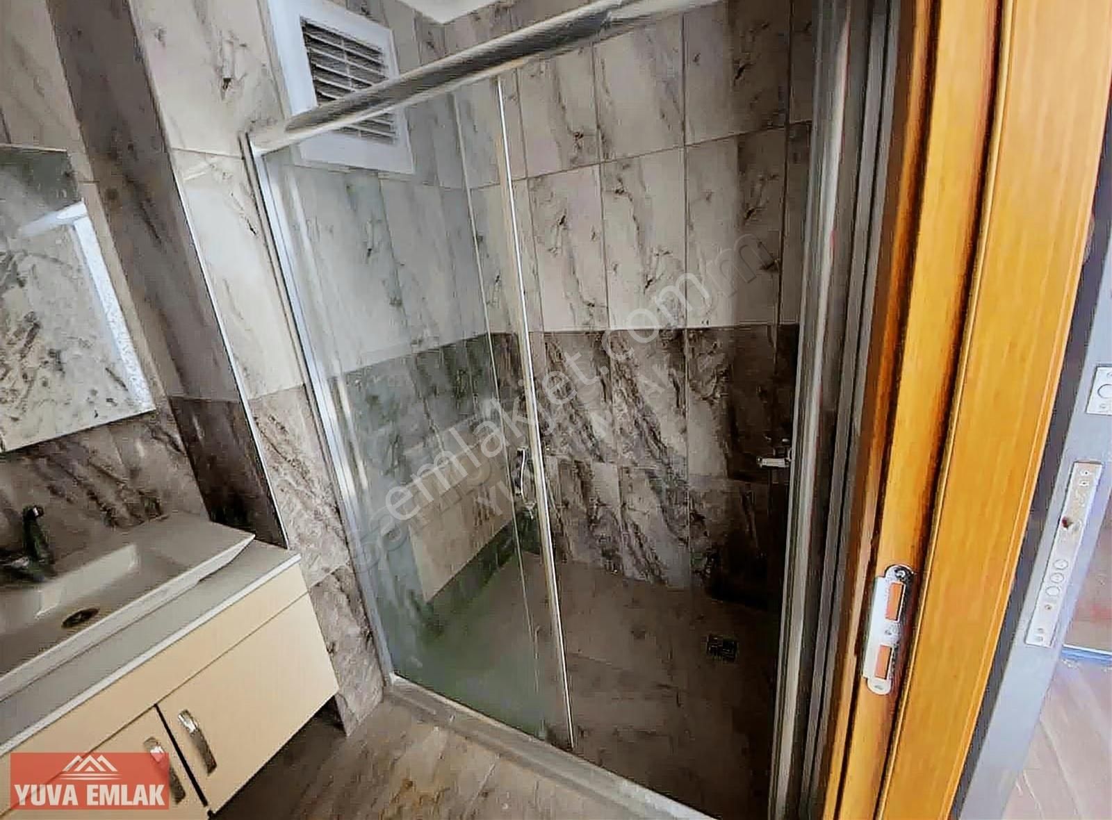 Hayatparkta Kiralık 1+1 Daire - Görsel 6