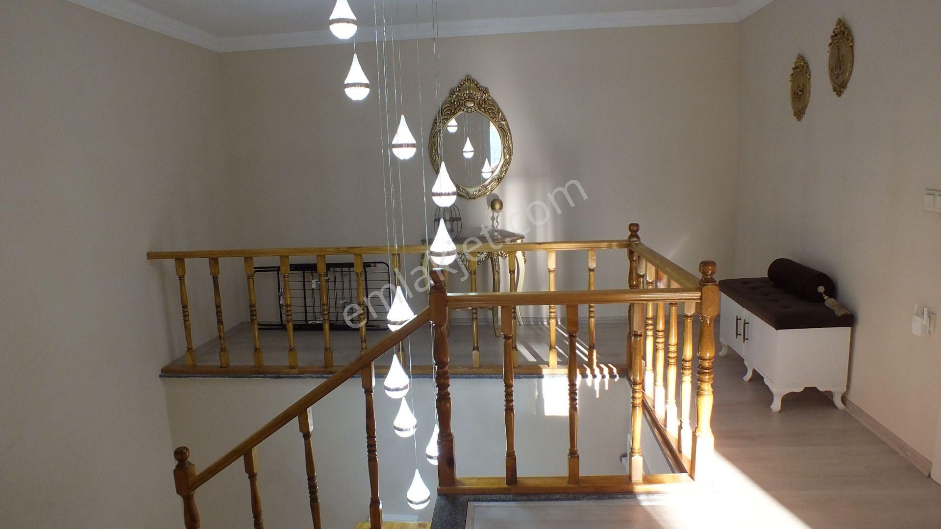 Çukurçayır Gonca Sitesi Satılık 4+1 12. Kat 185m2 Dubleks - Görsel 26