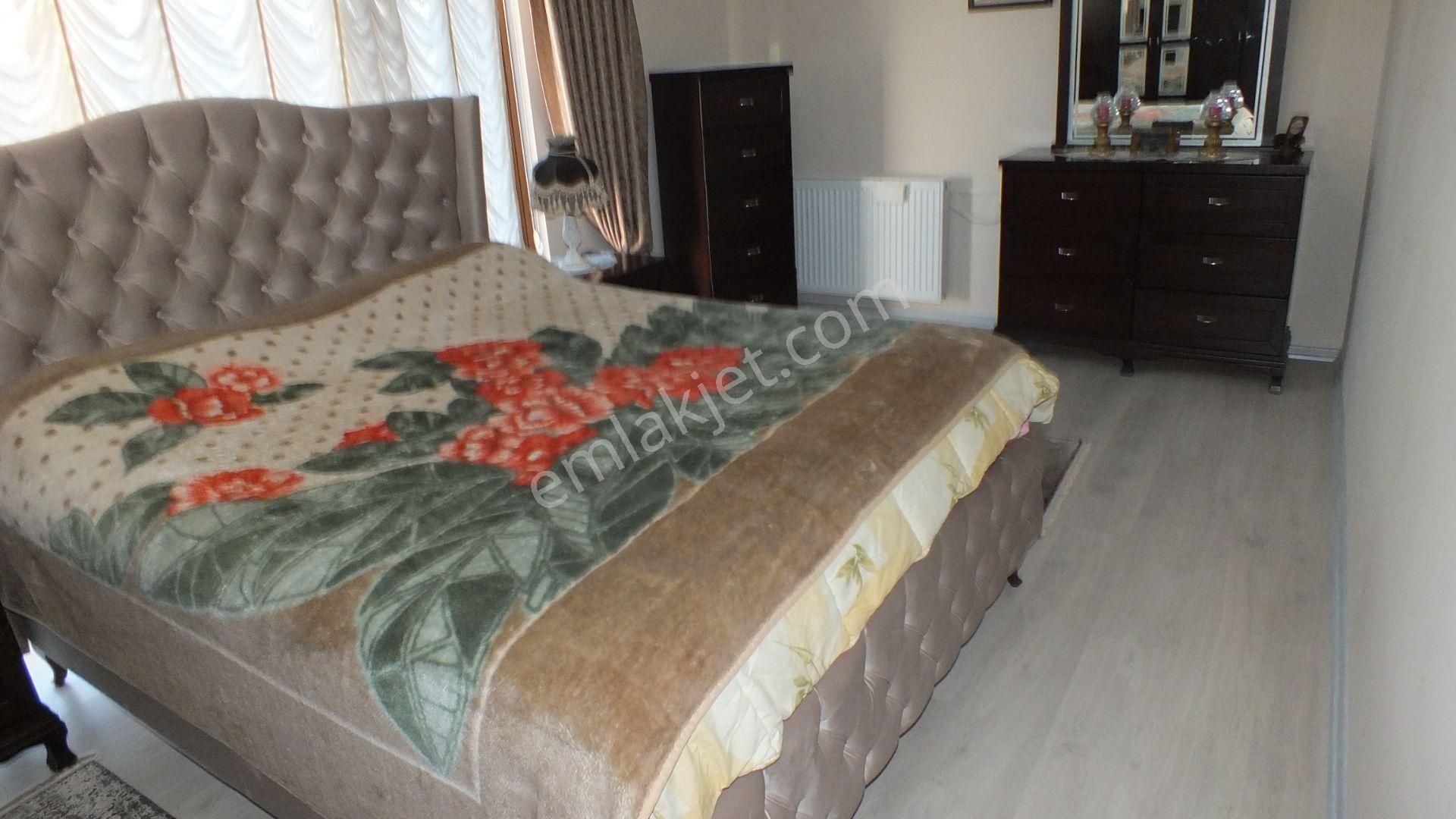 Çukurçayır Gonca Sitesi Satılık 4+1 12. Kat 185m2 Dubleks - Görsel 5