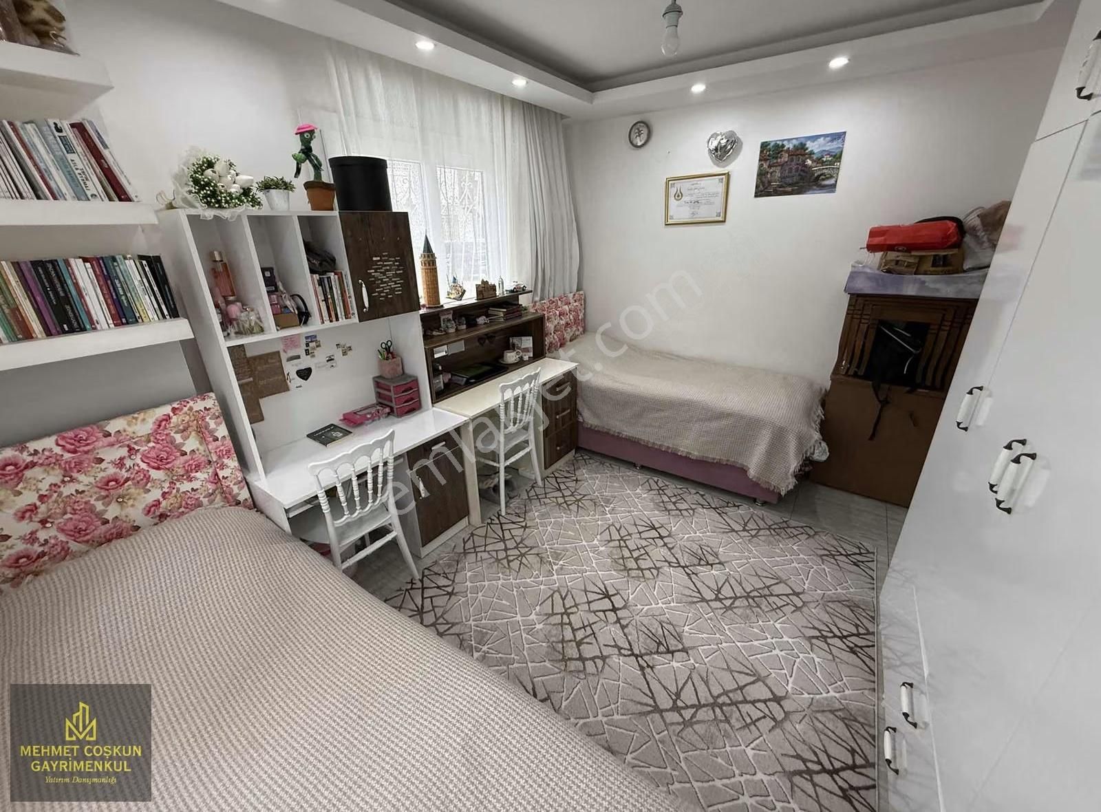 Gürselpaşada Ç.banyolu G.odalı Satılık Cazip 3+1 Daire - Görsel 8
