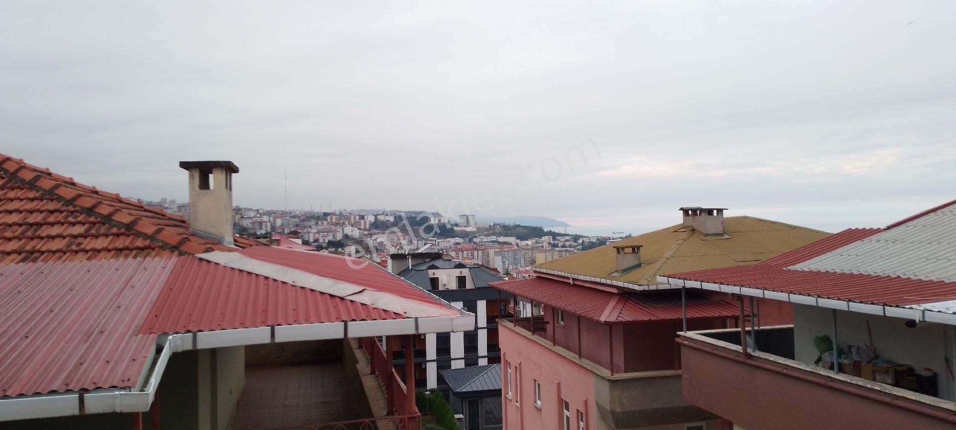 Trabzon Pelitli Mahallesinde Kiralık Catı Katı 1+1 - Görsel 10