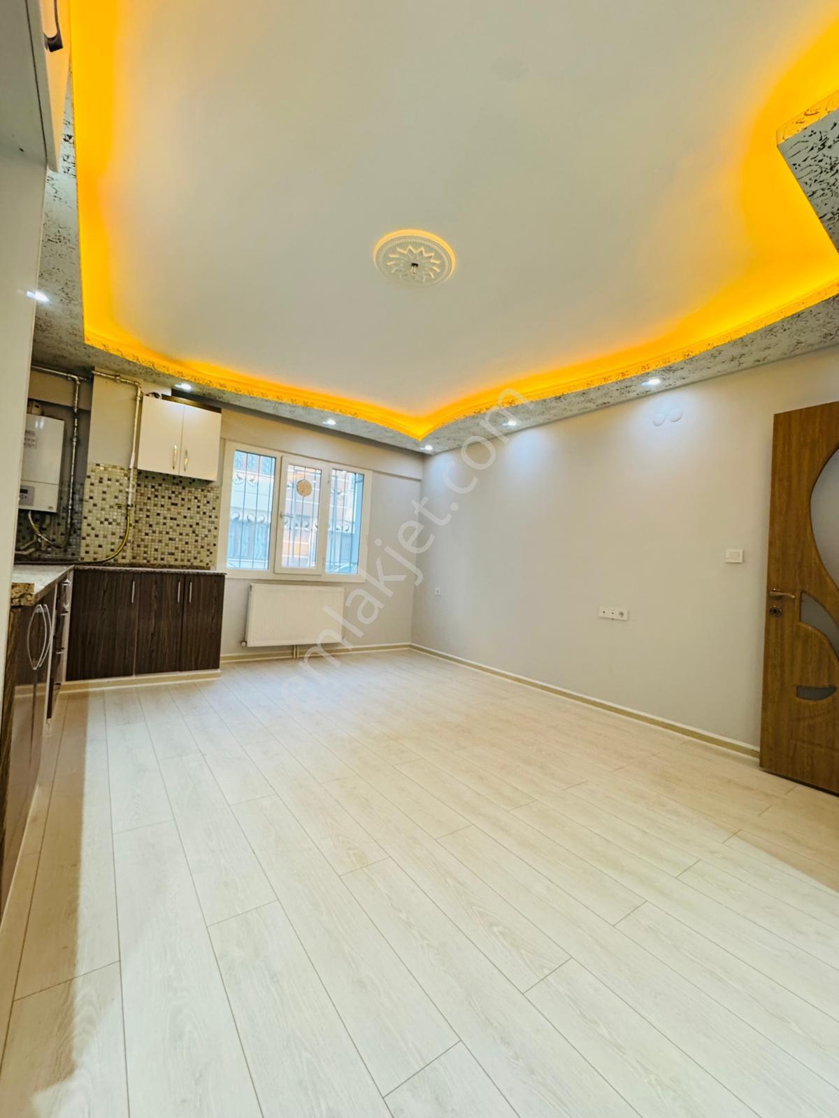🏡kuşlu Bahçemahallesi 🏡 ✅3+1 120m2 3 Katlının Zemin Katı ❇️açık Mutfak Petek Kombili - Görsel 3