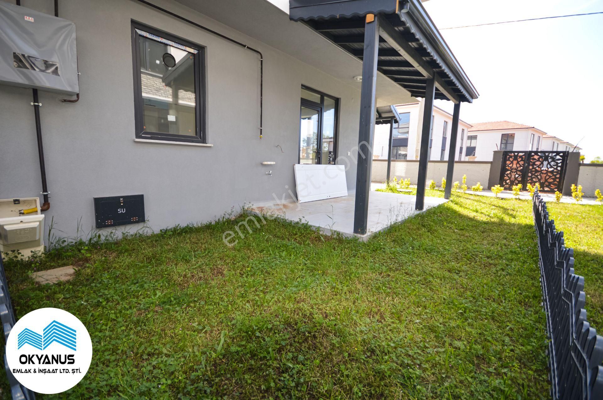 Karasu'da Geniş Teraslı Havuzlu 3+1 Satılık Villa - Görsel 13