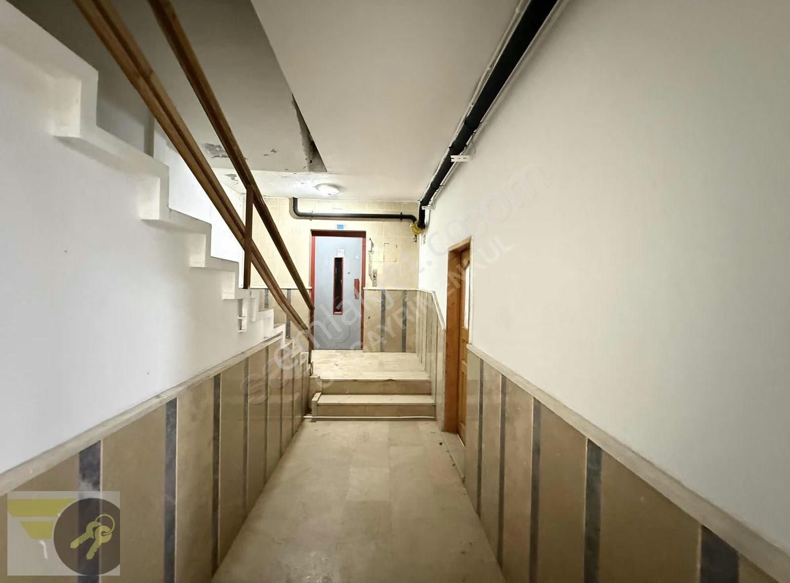 *of Gayrimenkul* İlçe Merkezin'de 1.kat 3+1 145m2 Satılık Daire - Görsel 29