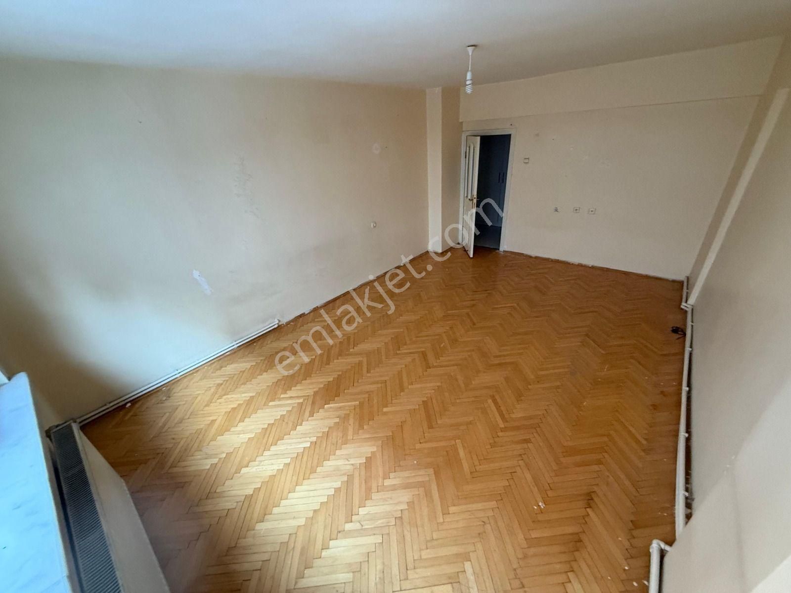 Koza Emlak'tan Mareşal Çakmak Mahalesin'de 3+1 Bağımsız Ön Cephe Daire - Görsel 13