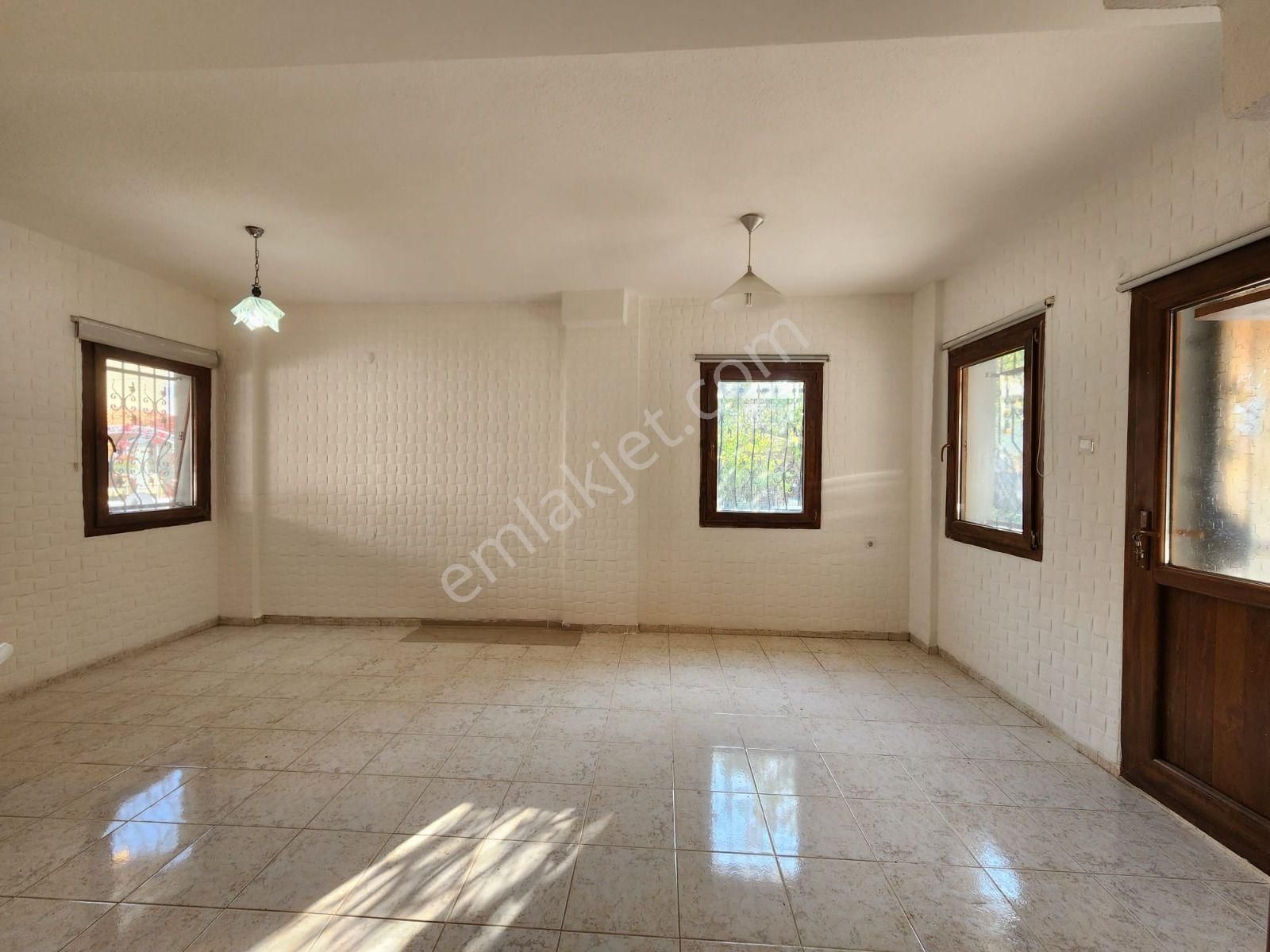 İzmi̇r Seferi̇hi̇sar Doğanbey De Deni̇ze Çok Yakın Satılık Yazlık 3+1 - Görsel 14