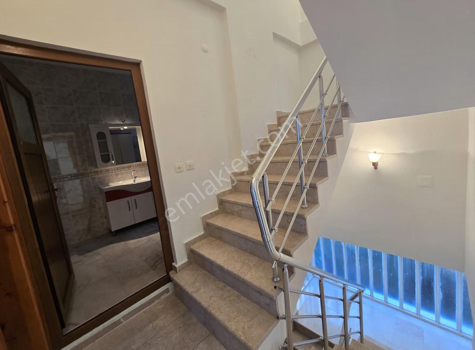 Alanya Avsallar Denize 700 Metre 5+1 Satılık Tribleks Villa - Görsel 22