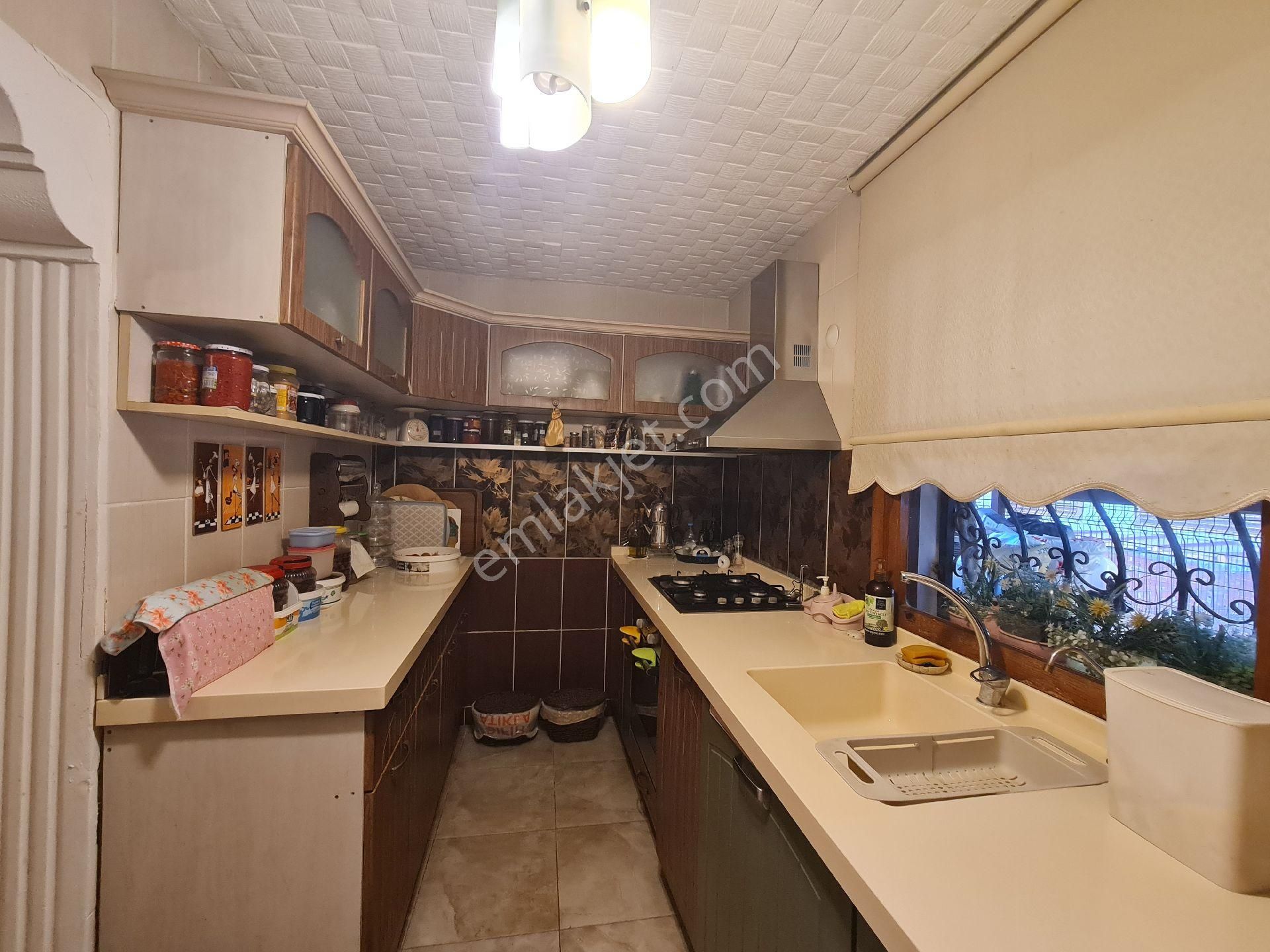 Denize Sıfır Site İçerisinde Müstakil Bahçeli 3+1 Yazlık - Görsel 12