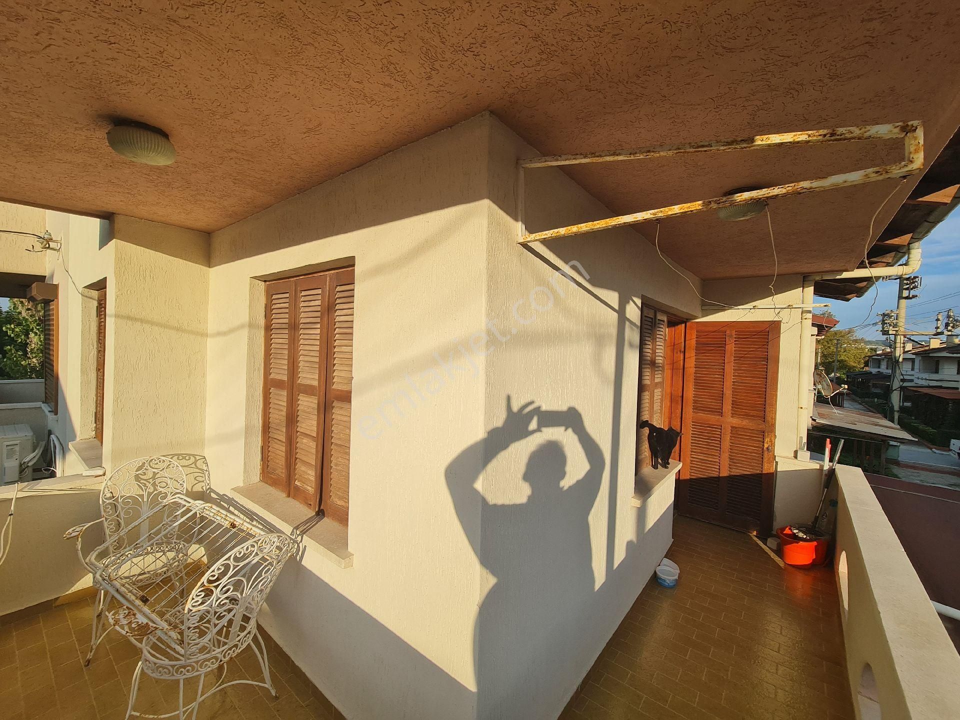 Denize Sıfır Site İçerisinde Müstakil Bahçeli 3+1 Yazlık - Görsel 22