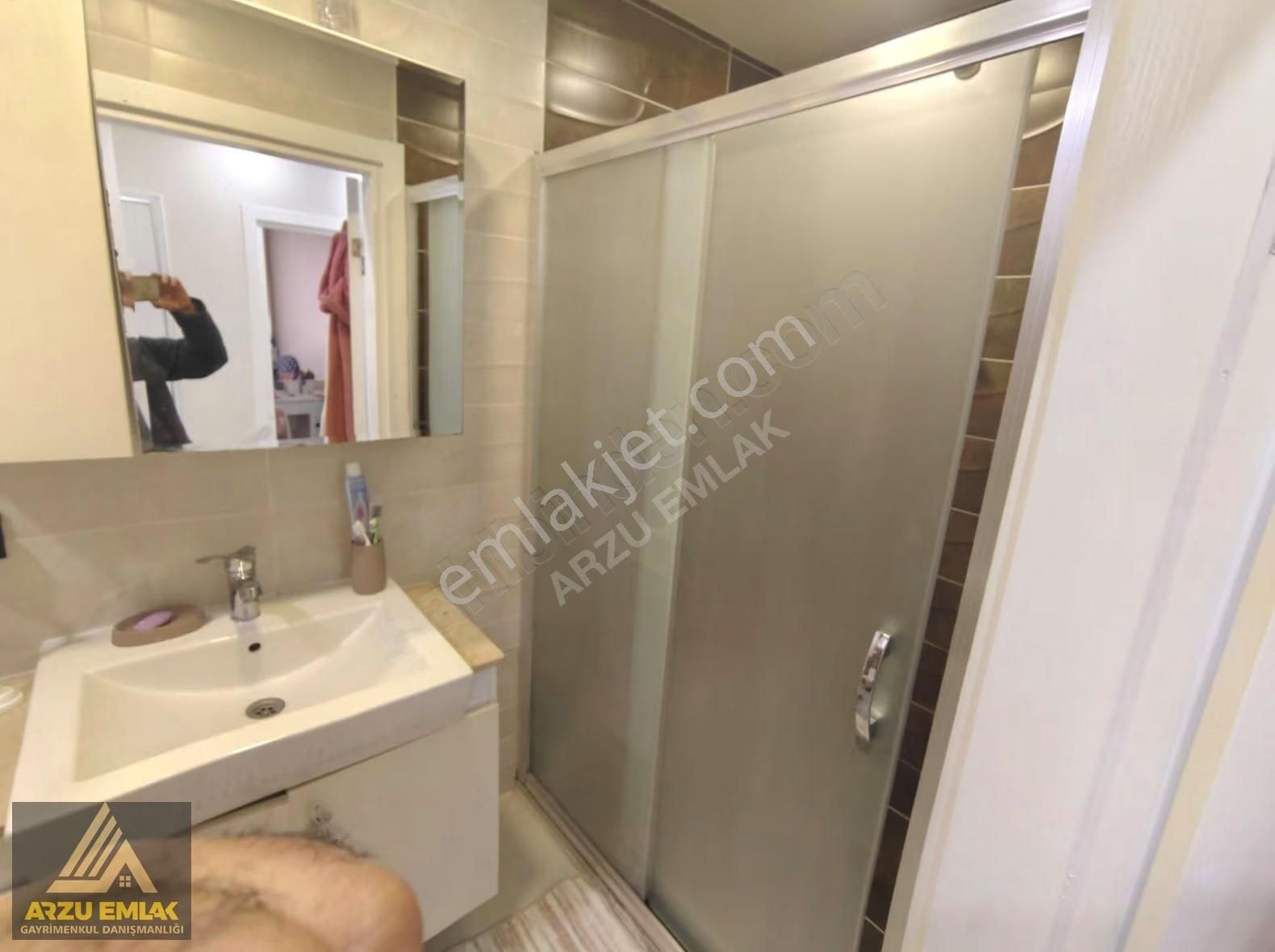 Arzu Emlaktan Zübeydehanımda Masrafsız 2+1daire Arsatapulu 22m2 - Görsel 17